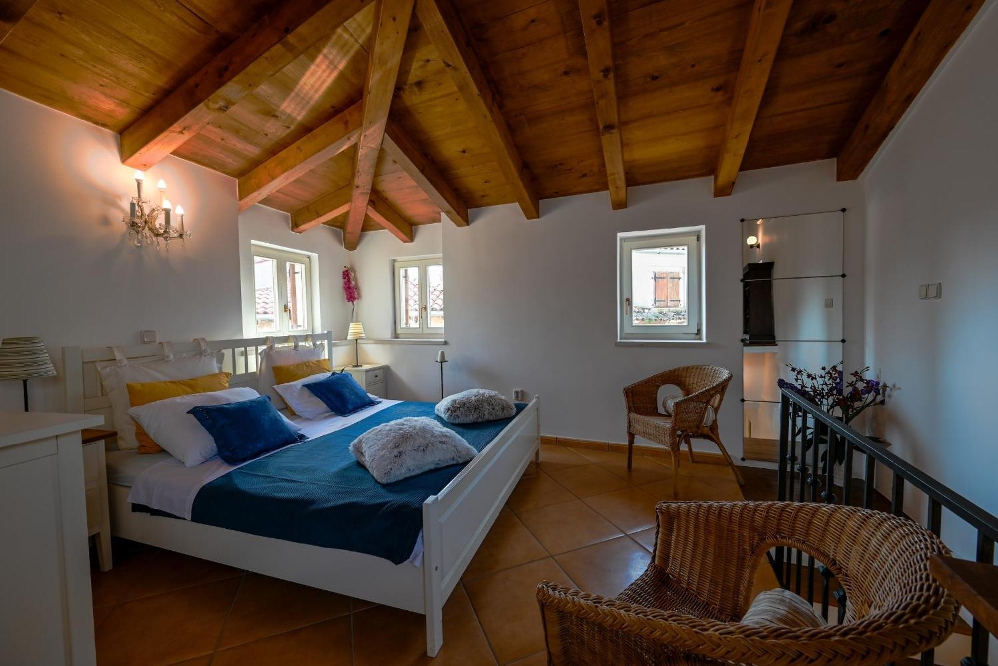 Alice Apartment With Balcony Rovinj Exterior foto